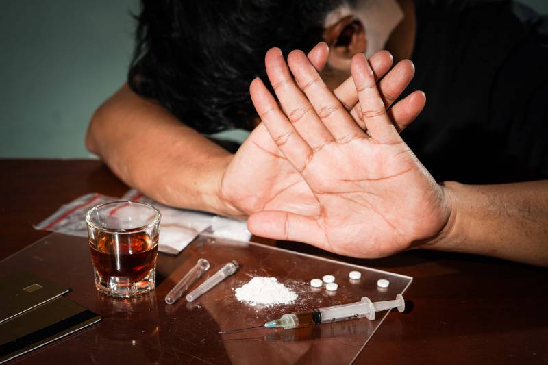 Le laser est-il recommandé contre l’usage de MDMA à Weil am Rhein en Allemagne dans un protocole personnalisé ?